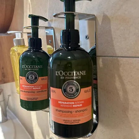 Pensionat A L'ombre Des Pins *