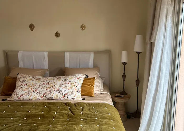 A L'ombre Des Pins Maison d'hôtes Nîmes