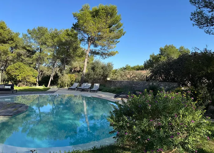 Maison d'hôtes A L'ombre Des Pins Nîmes