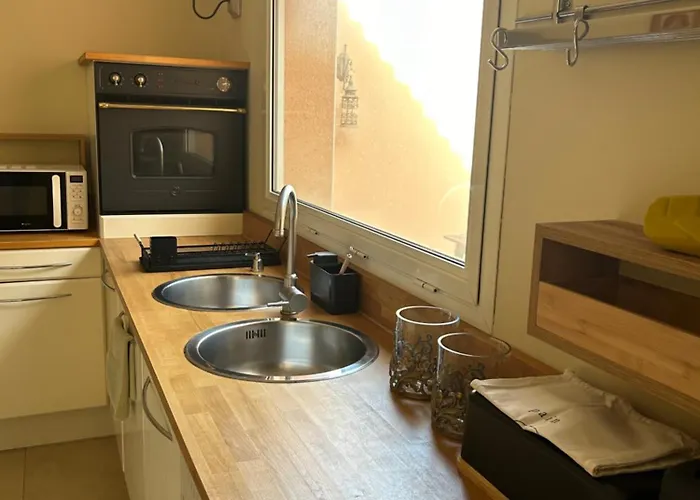 A L'ombre Des Pins Maison d'hôtes